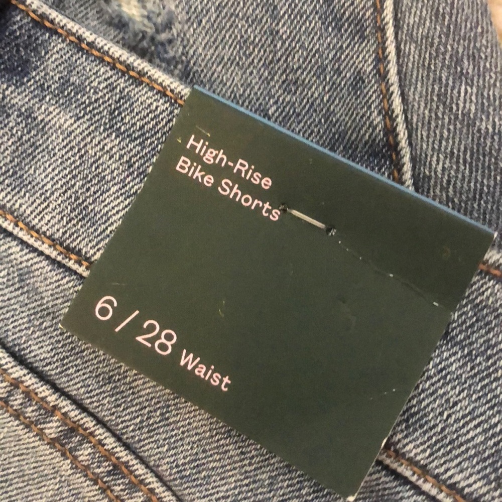 High rise denim bike shorts - Picture 3 of 3